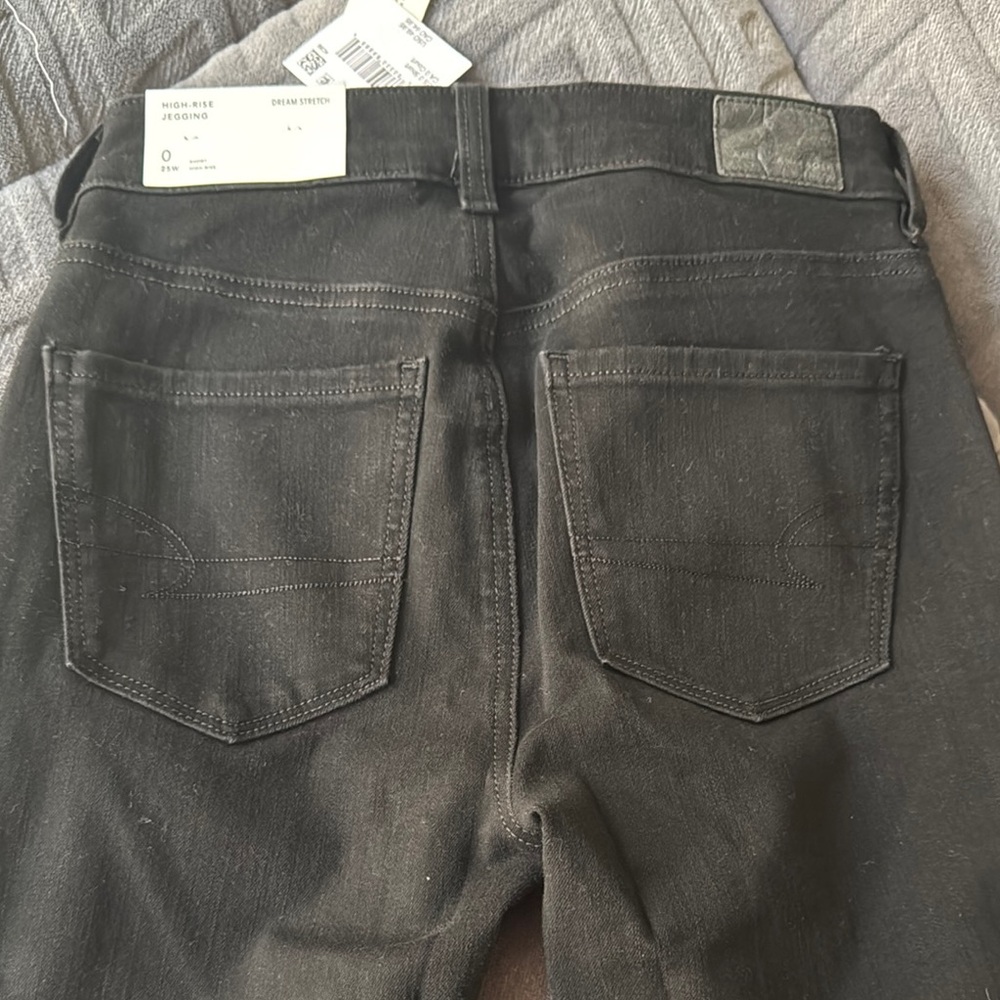American Eagle Outfitters - Black High-Rise Jegging - Picture 9 of 9